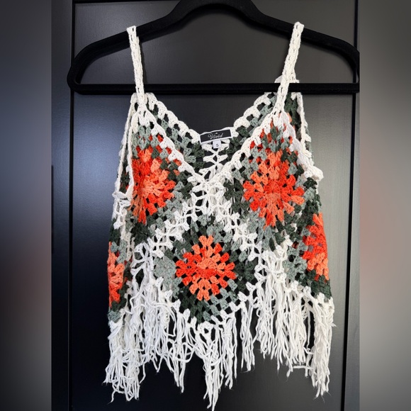 Vivid Other - Vivid Boho Crochet Fringe Tank Top – Size Small